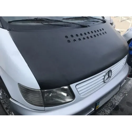 Чохол капота (шкірозамінник) для Mercedes Vito W638 1996-2003 рр Чохол капота (шкірозамінник) для Mercedes Vito W638 1996-2003 рр