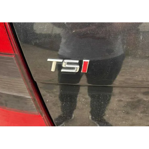 Напис TSI (під оригінал) TS-хром, I-червона для Volkswagen Scirocco 2008-2017 рр Напис TSI (під оригінал) TS-хром, I-червона для Volkswagen Scirocco 2008-2017 рр