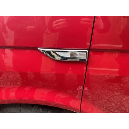 Накладки на повторювачі 2015-2019 (2 шт., пласт) для Volkswagen T6 рр