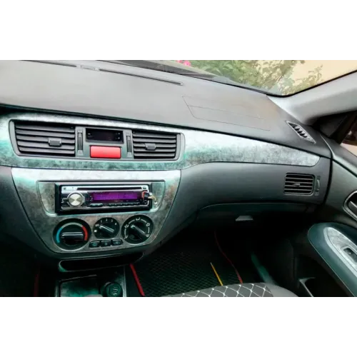 Накладки на панель V1 (Meric) Карбон для Mitsubishi Lancer 9 2004-2008 рр Накладки на панель V1 (Meric) Карбон для Mitsubishi Lancer 9 2004-2008 рр