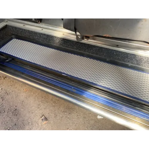 Килимки на пороги (3 шт, EVA, сірі) для Volkswagen Crafter 2006-2016 рр Килимки на пороги (3 шт, EVA, сірі) для Volkswagen Crafter 2006-2016 рр