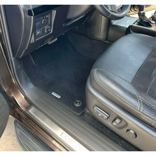 Килимки текстильні Classic (чорні) 5 місцевий, 2009-2013 для Toyota Land Cruiser Prado 150 рр Килимки текстильні Classic (чорні) 5 місцевий, 2009-2013 для Toyota Land Cruiser Prado 150 рр