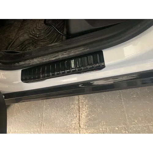 Накладки на внутрішні пороги EuroCap (Глянець, 4 шт, ABS) для Dacia Duster 2024- рр Накладки на внутрішні пороги EuroCap (Глянець, 4 шт, ABS) для Dacia Duster 2024- рр